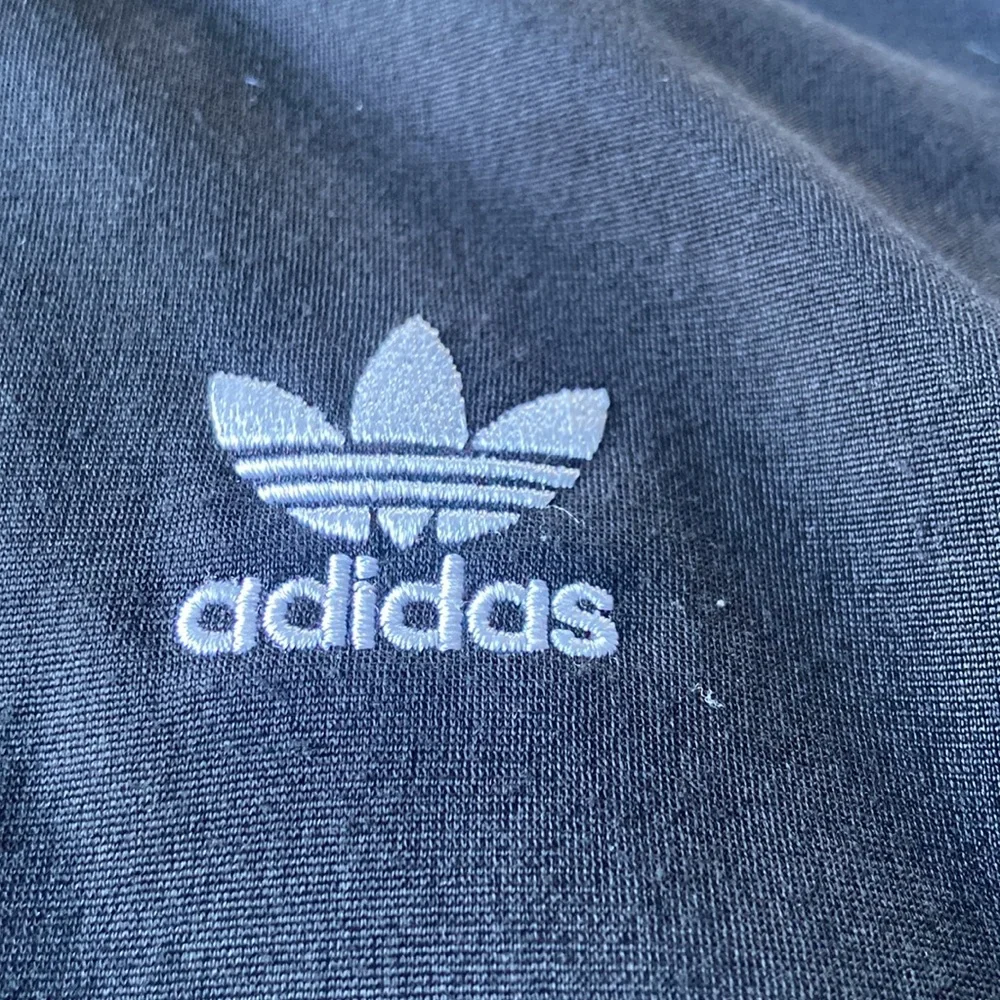 Adidas Original kids black white track jacket zip up lightweight three stripe XS